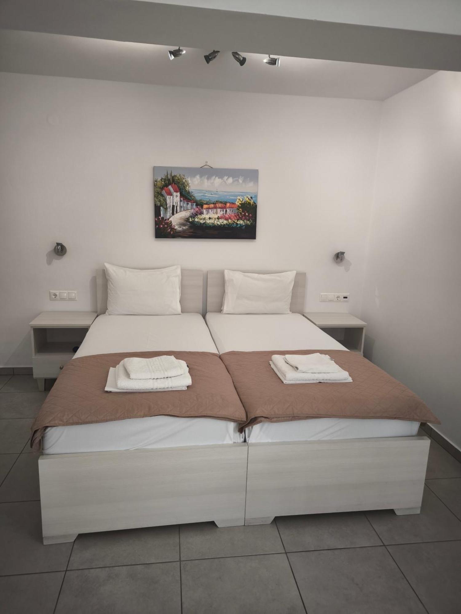 Alexia Rooms Paleochora Buitenkant foto