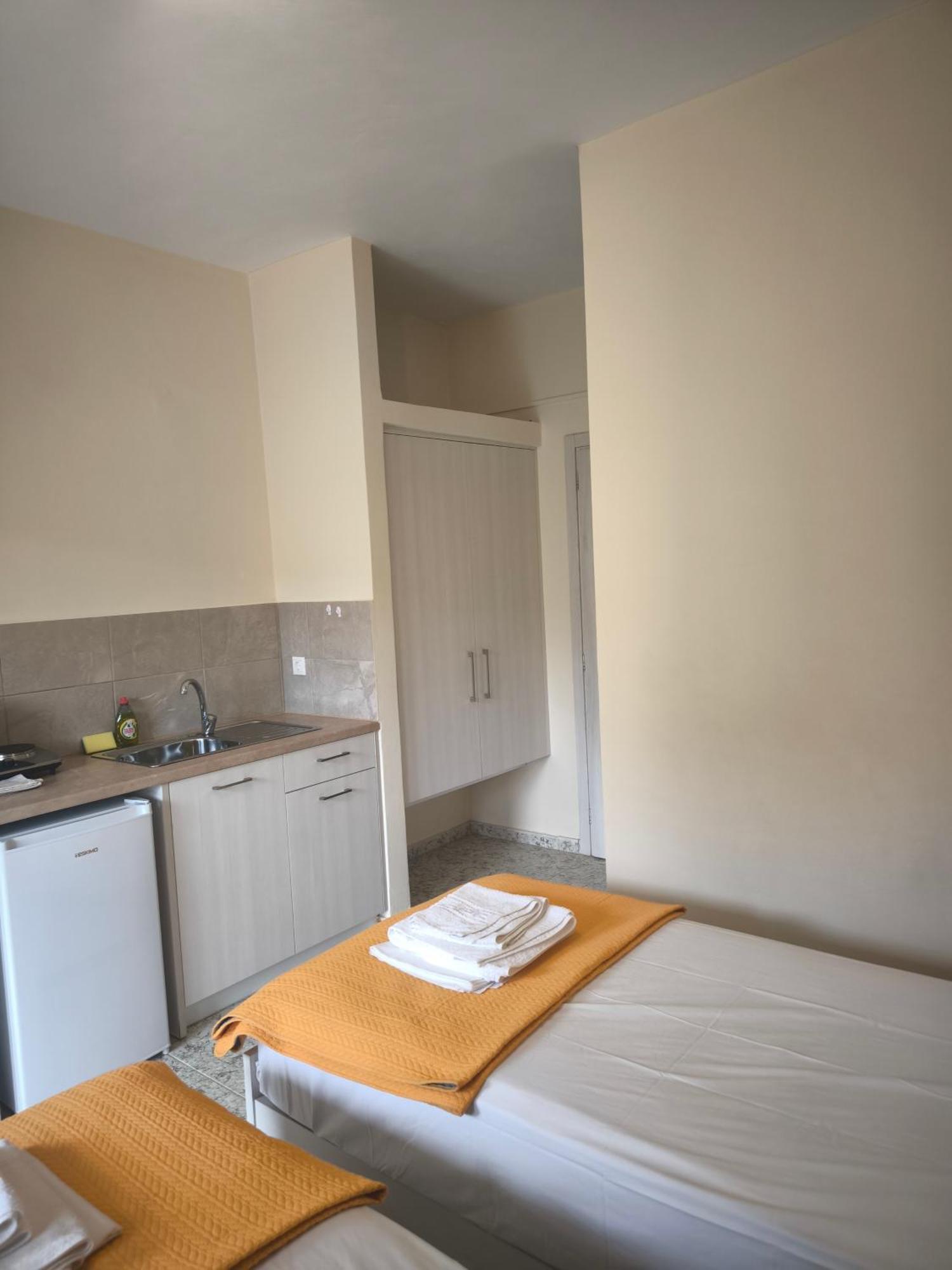 Alexia Rooms Paleochora Buitenkant foto
