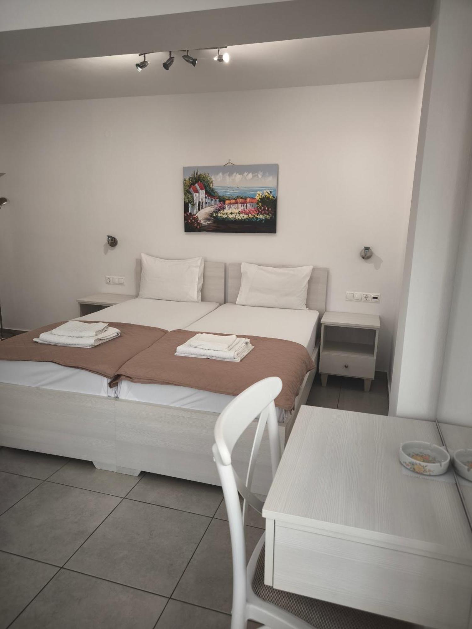 Alexia Rooms Paleochora Buitenkant foto